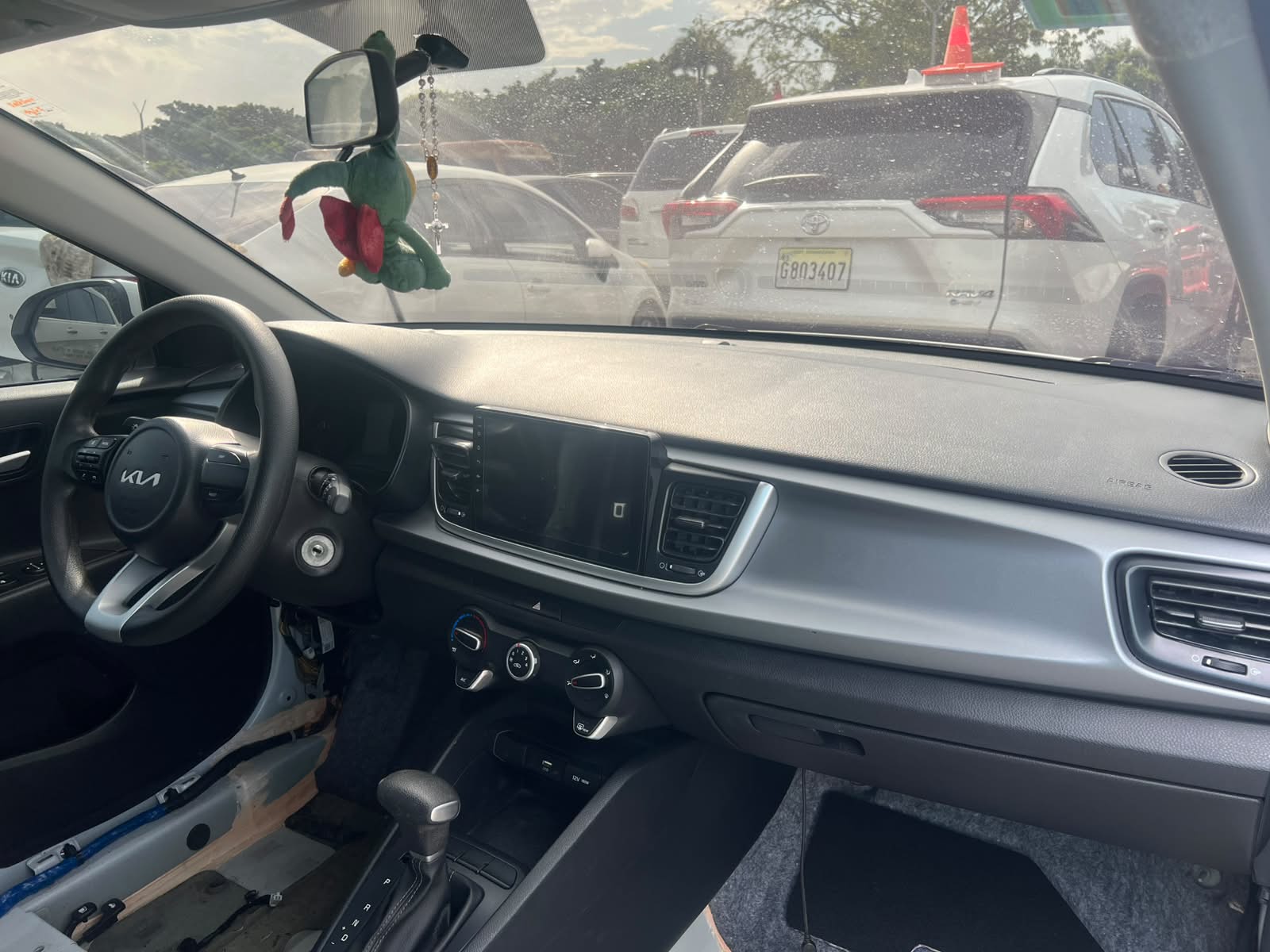 KIA RIO 2022 #TTA.8-6752 AHOGADO - Imagen 5