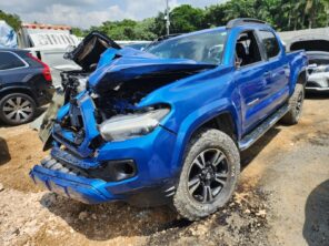 TOYOTA TACOMA TDR SPORT 4X4 2017 #SAA.8-9611