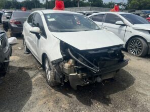 KIA RIO 2015 #HTA.8-8810
