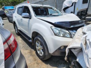 ISUZU MUX 2015 #ETA.8-7370