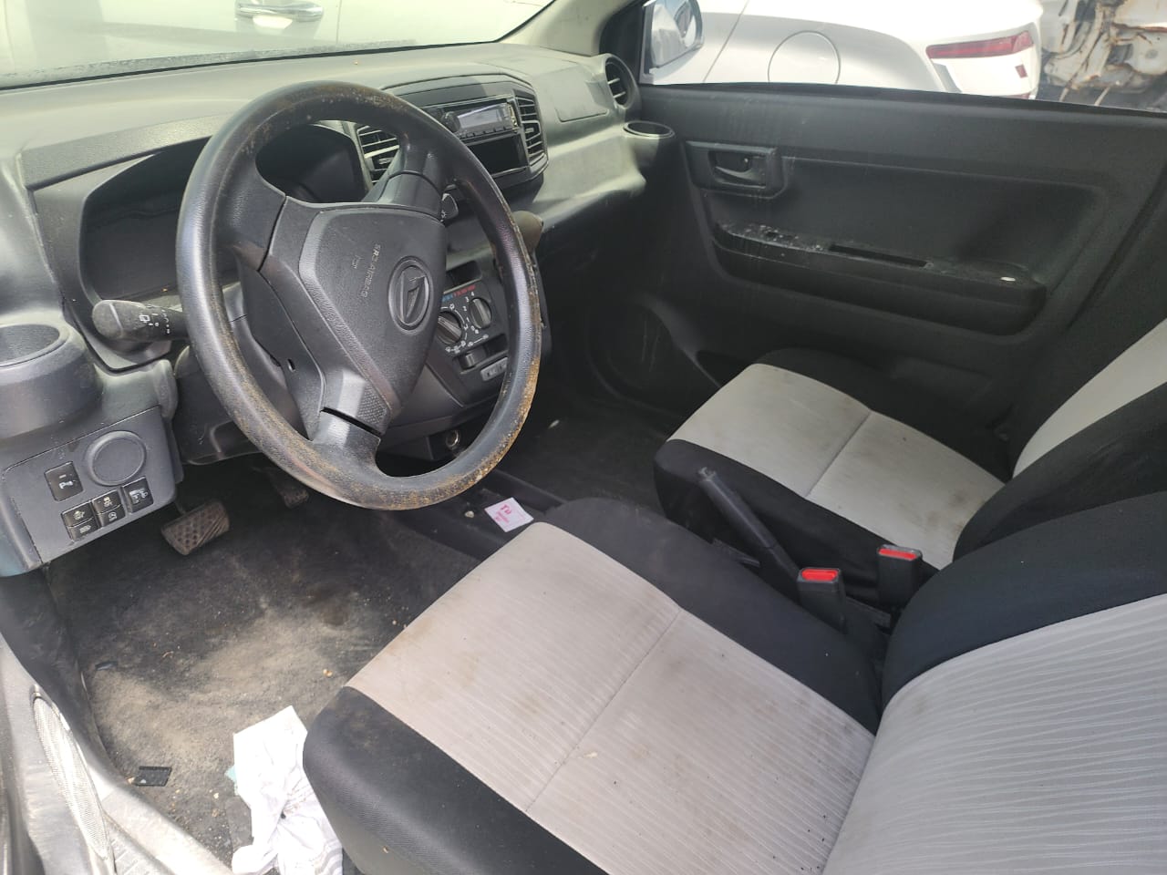 DAIHATSU MIRA 2019 #INT.8-9848 - Imagen 6