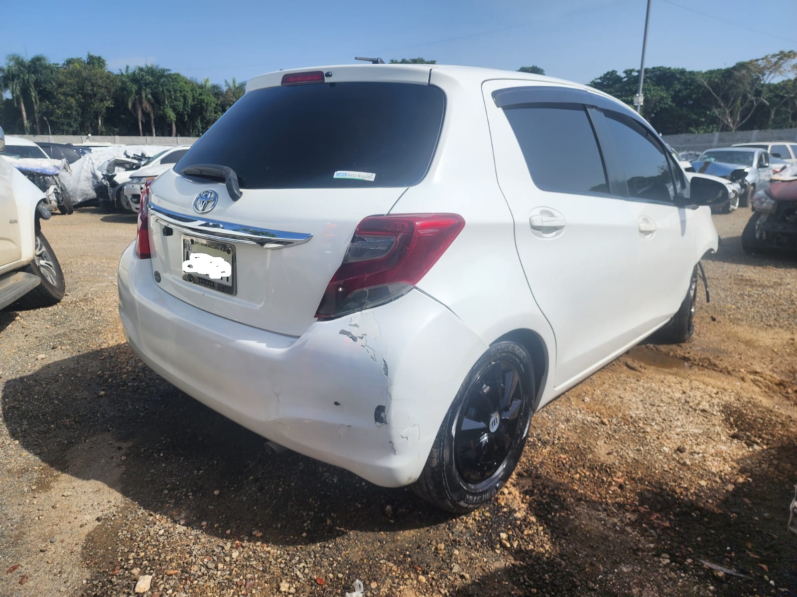 TOYOTA VITZ 2017 #PSA.8-7441 - Imagen 4