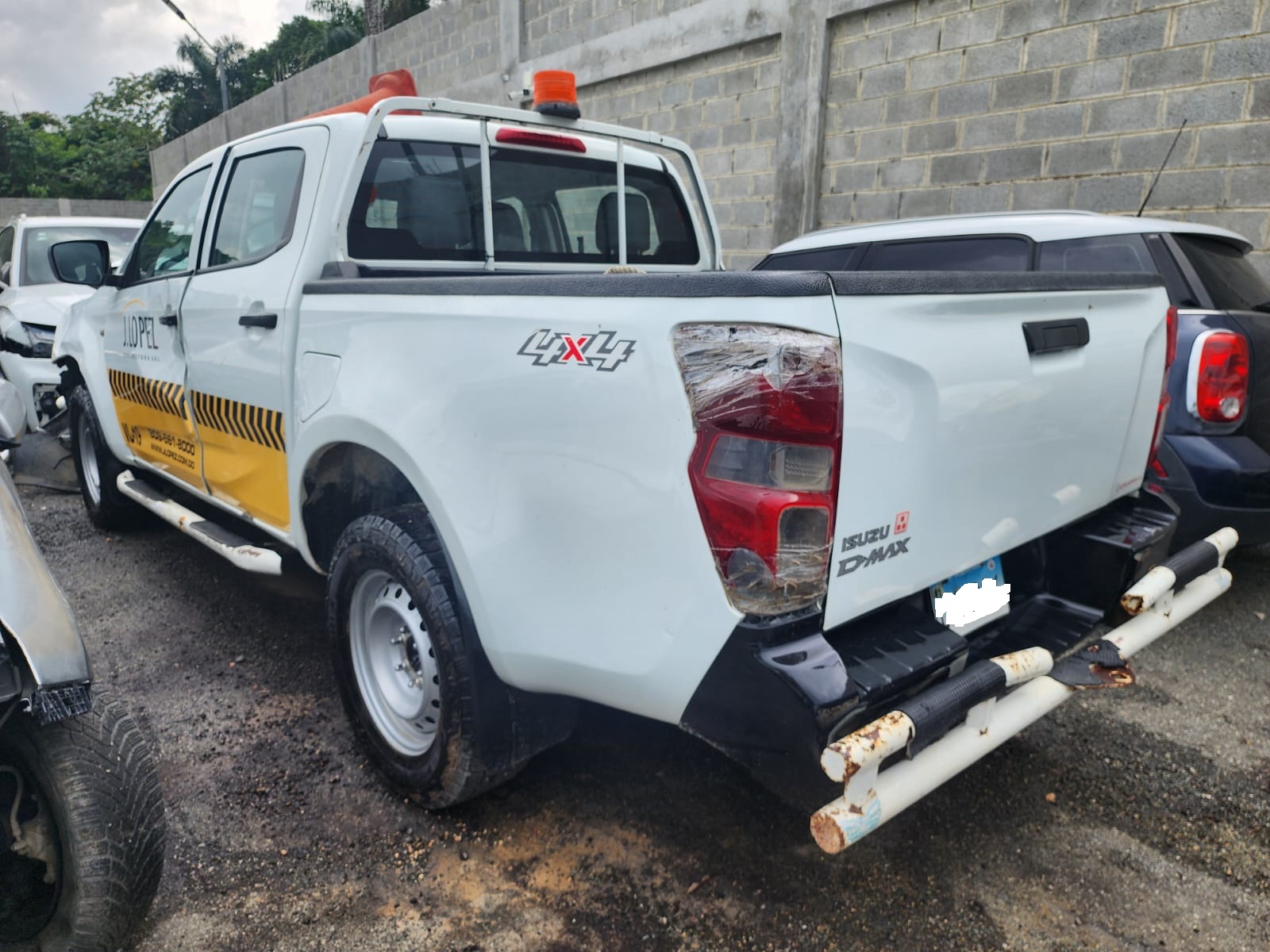 ISUZU DMAX 2024 #HITA.8-6994 - Imagen 3