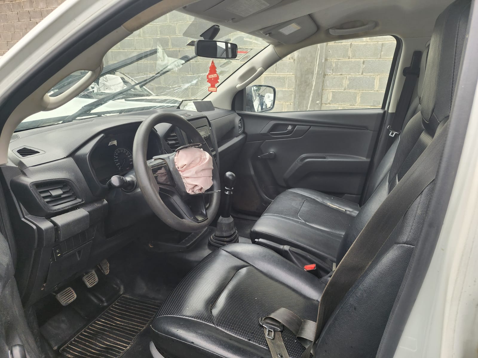 ISUZU DMAX 2024 #HITA.8-6994 - Imagen 6
