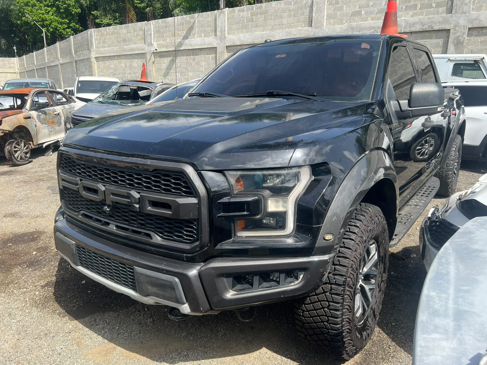 FORD F150 RAPTOR 2018 #HITA.8-2872 AHOGADO - Imagen 5
