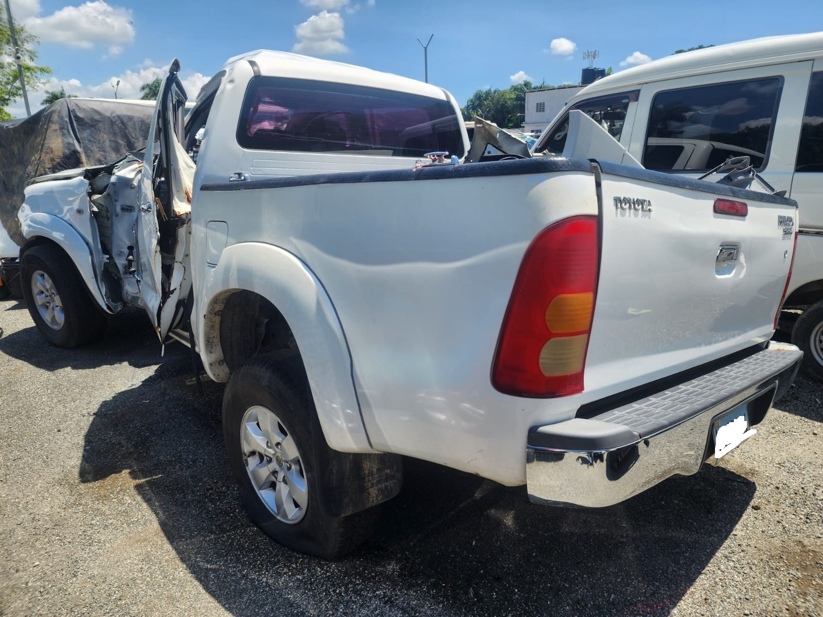 TOYOTA HILUX 2011 #TAA.8-9696 - Imagen 2