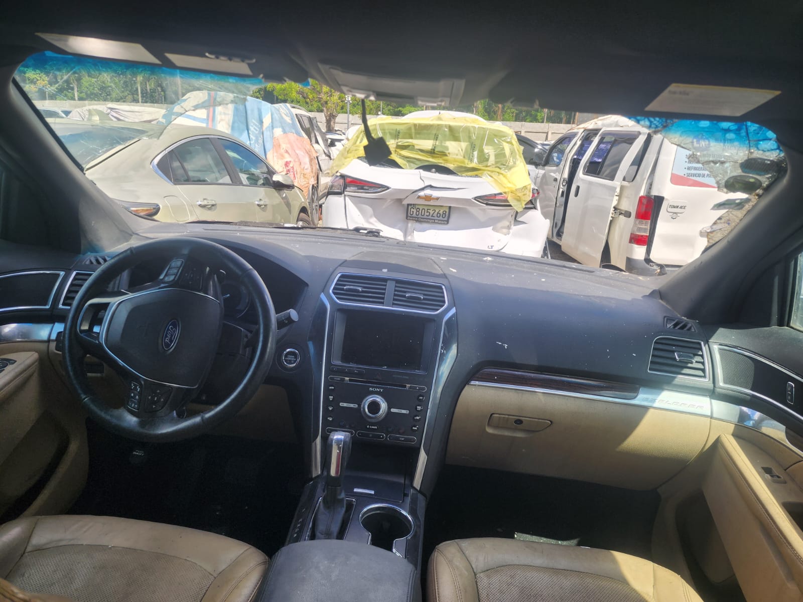 FORD EXPLORER 2017 #HPA.8-5145 SIN PAPELES, COMPLETO PARA PIEZAS. - Imagen 2